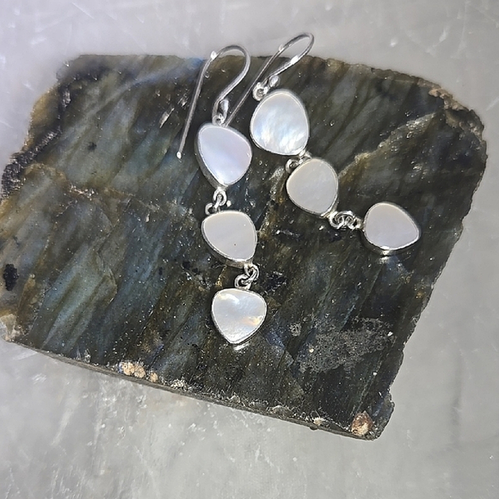Silver Mother of Pearl Dangle Earrings - Picture 2 of 6